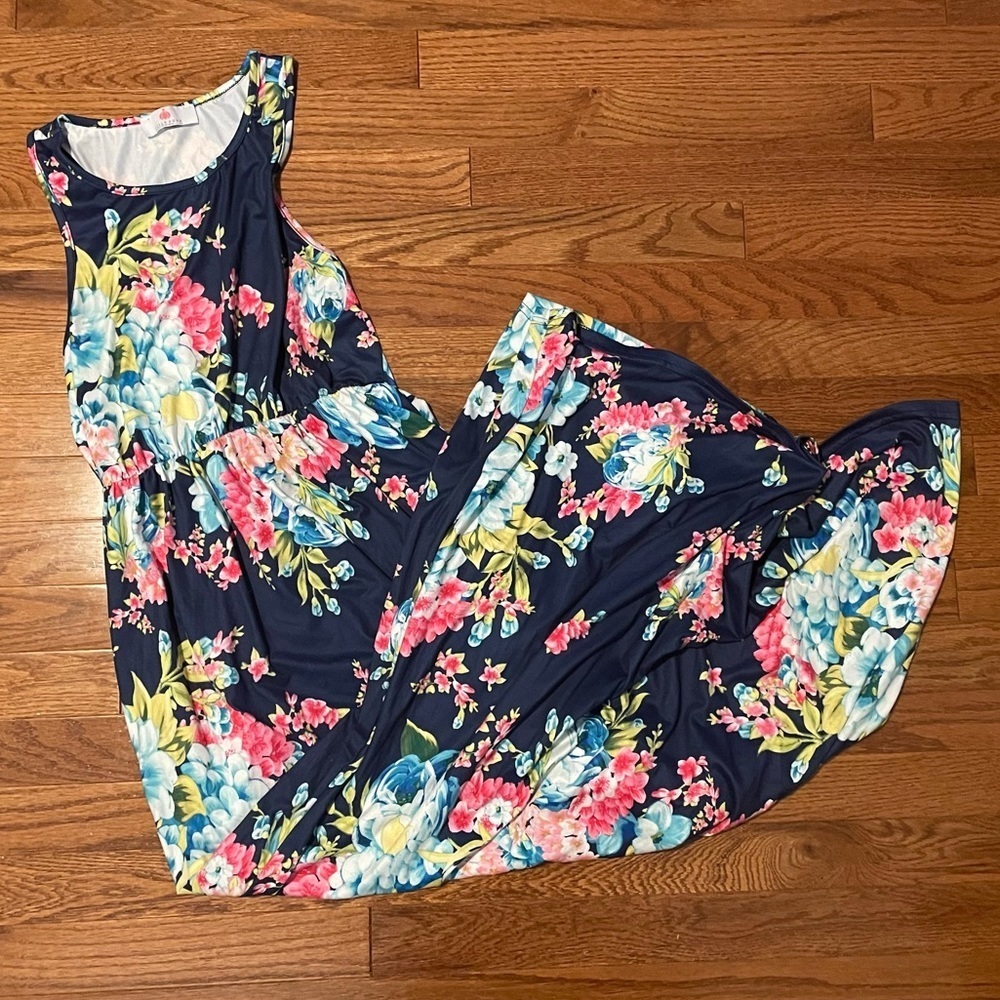 Lily Posh Boutique blue floral sleeveless summer maxi Dress size Medium